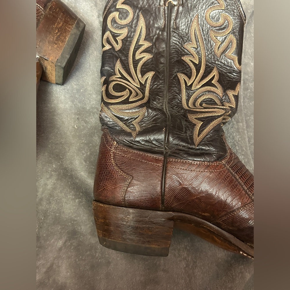 Vintage Justin Lizard Skin Cowboy Boots - Size 9D Brown - Picture 3 of 12